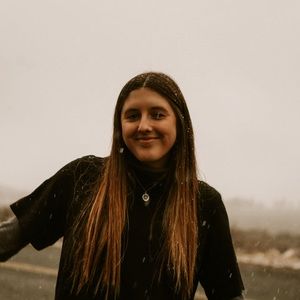Meet your Posher, Becca